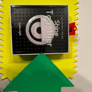 Selfie light by Sharper Image Selfie Light – “Shine Together” (accessory /new)